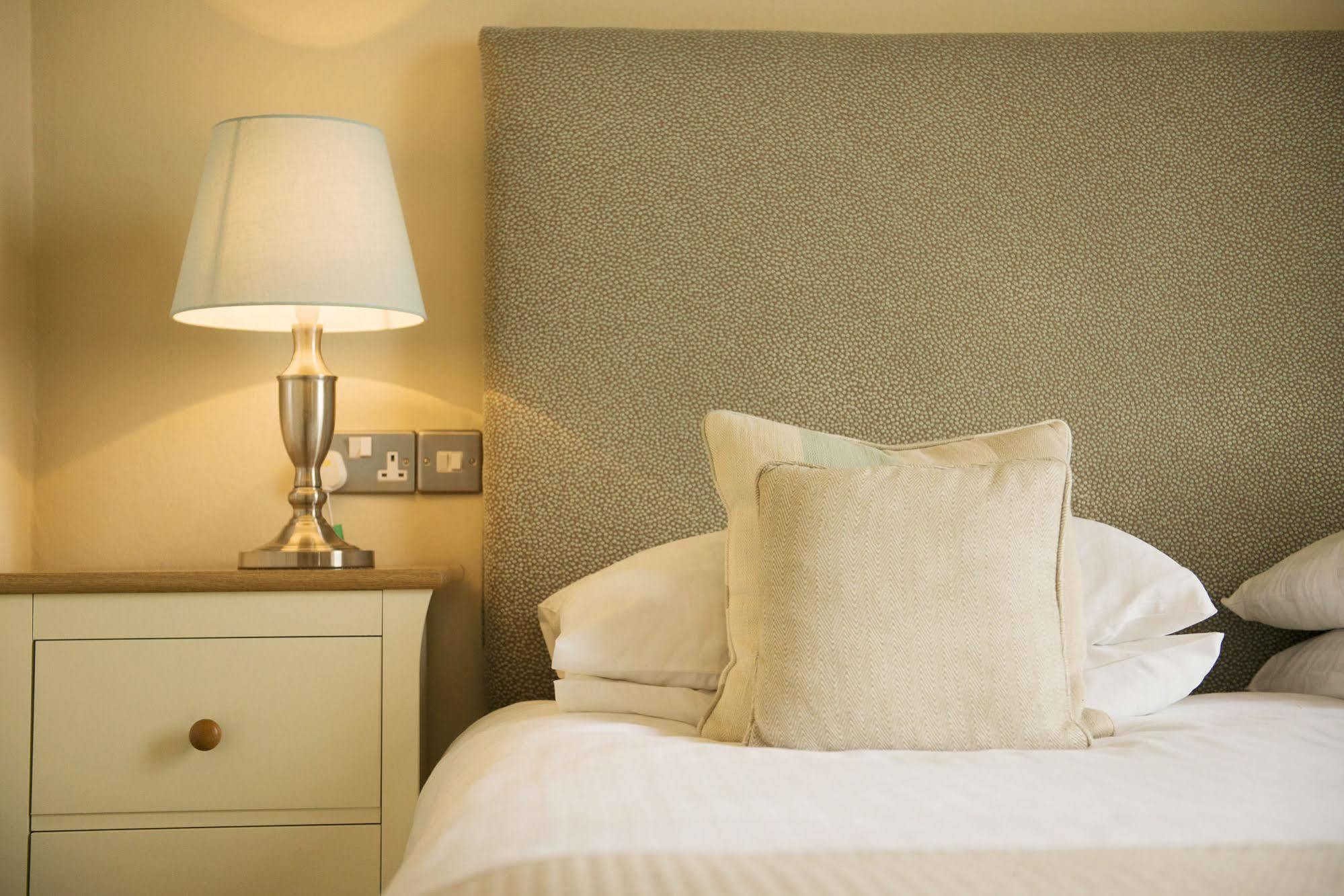 Hotel Rose & Crown à Yealmpton Extérieur photo