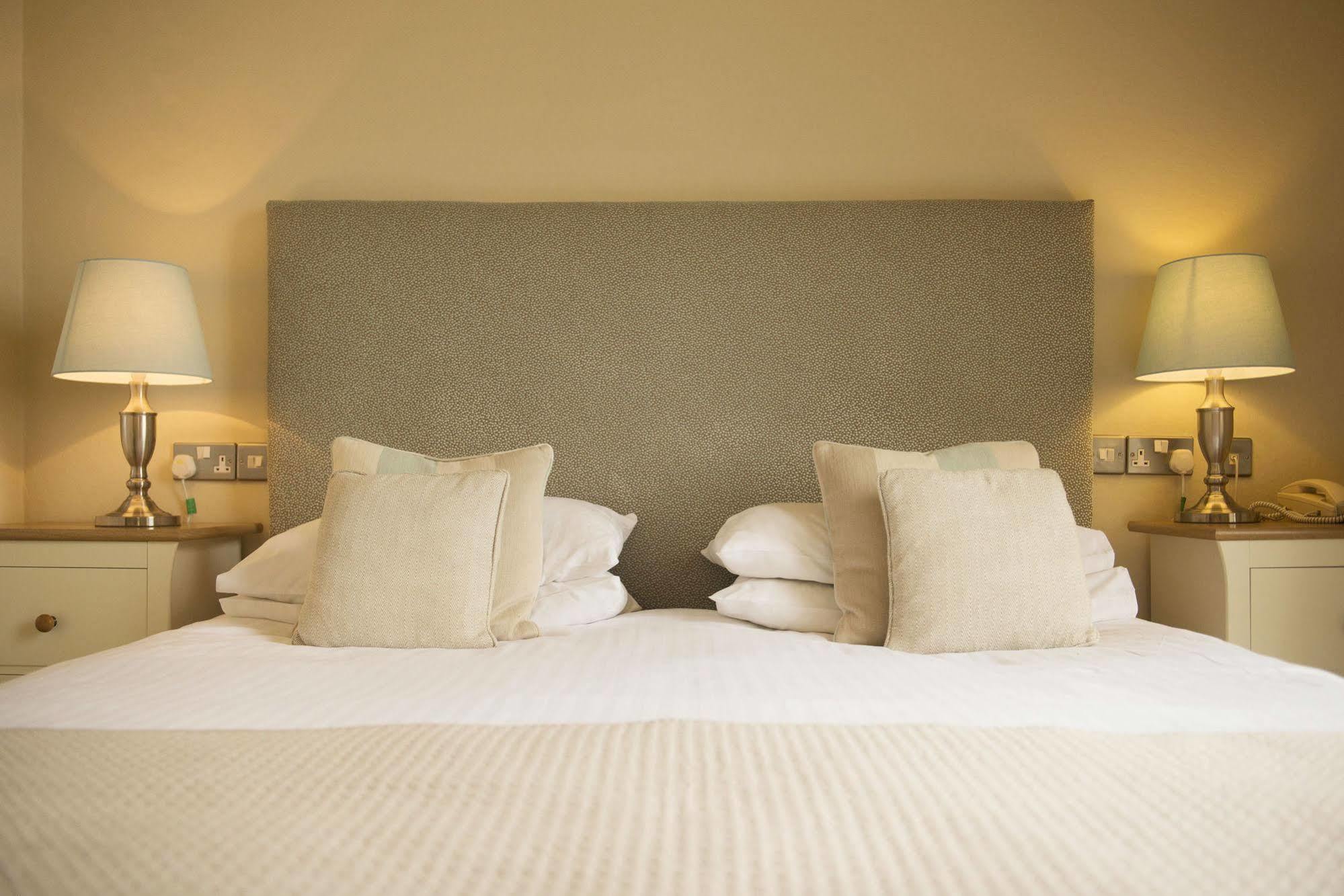 Hotel Rose & Crown à Yealmpton Extérieur photo